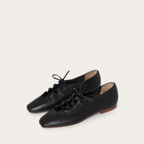 Roma Ballerina, black | Balagan Studio