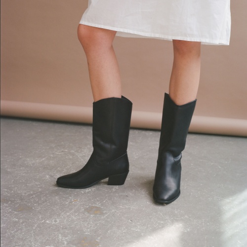 Lasso Cowboy Boots, black rustic | Balagan Studio