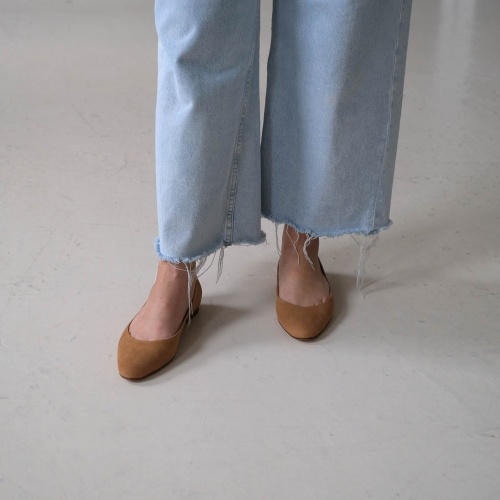 Mishor Ballerina, vanilla suede | Balagan Studio