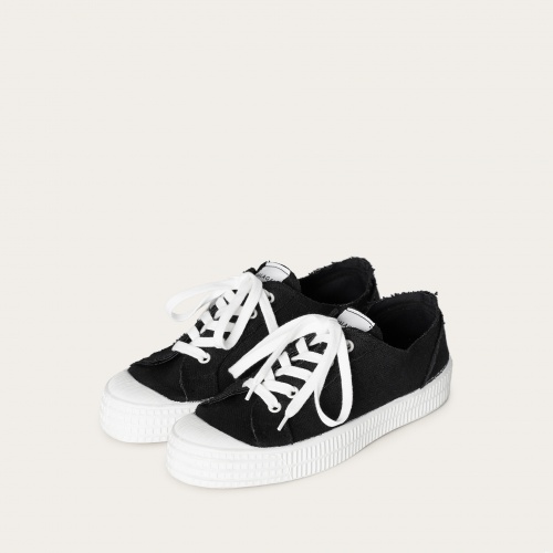 Novesta Star Master women's sneakers VEGAN, black | Balagan Studio