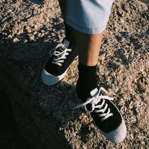 Novesta Star Master sneakersy damskie VEGAN, czarne na białym| Balagan Studio