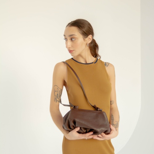 Plis Bag M, deep brown OUTLET | Balagan Studio