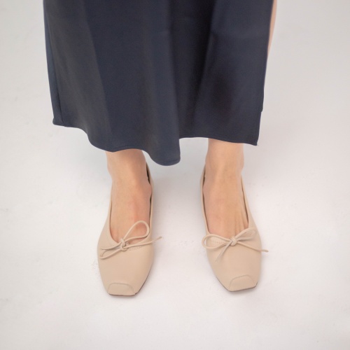 Prima Ballerina, beige | Balagan Studio