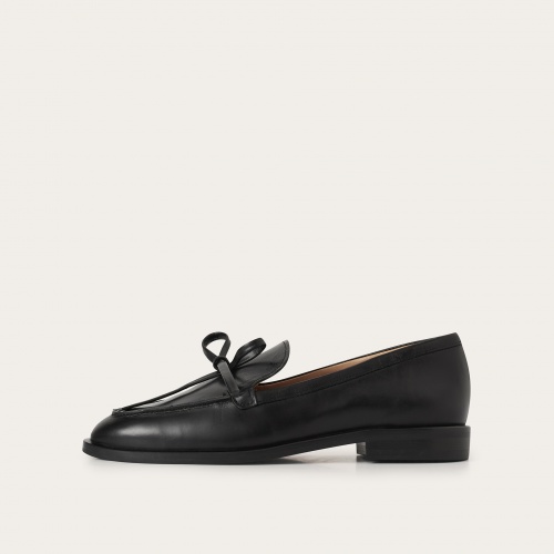 Raphael Flats, black rustic| Balagan Studio