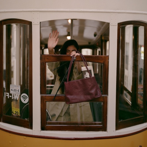 Eva Bag M, claret | Balagan Studio