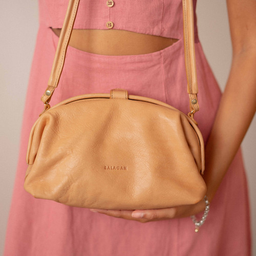 Hug Bag M, natural | Balagan Studio