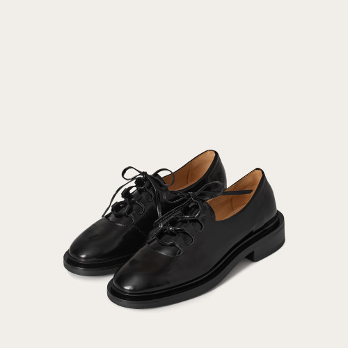 Niki półbuty, glossy black | Balagan Studio