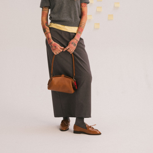 Hug bag torebka M, karmelowy | Balagan Studio