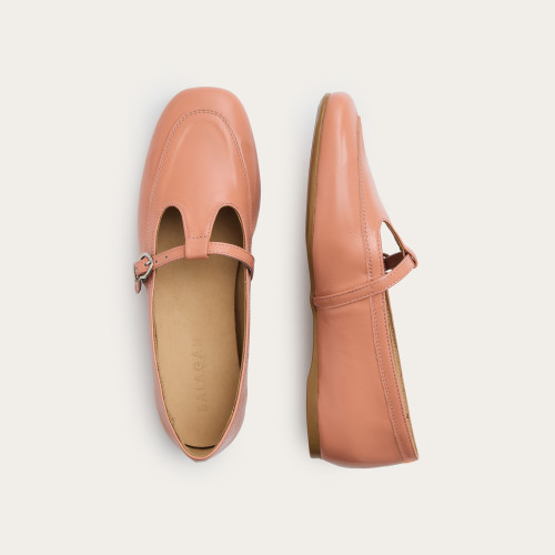 Carina Flats, apricot gloss | Balagan Studio