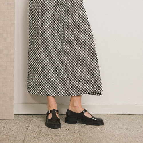 Kaia Flats, glossy brown | Balagan Studio