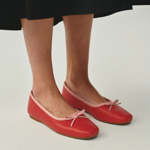Marie baleriny, czerwony BALAGANxShe is Sunday | Balagan Studio
