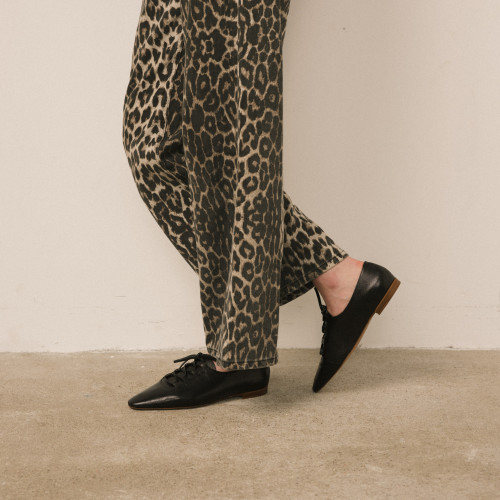 Henri Flats, black | Balagan Studio