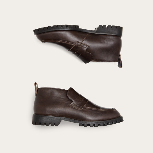 Burton Boots, deep brown | Balagan Studio