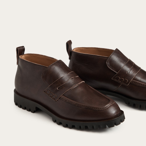 Burton Boots, deep brown | Balagan Studio