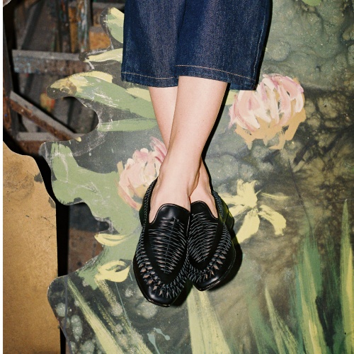Arig Flats, black | Balagan Studio